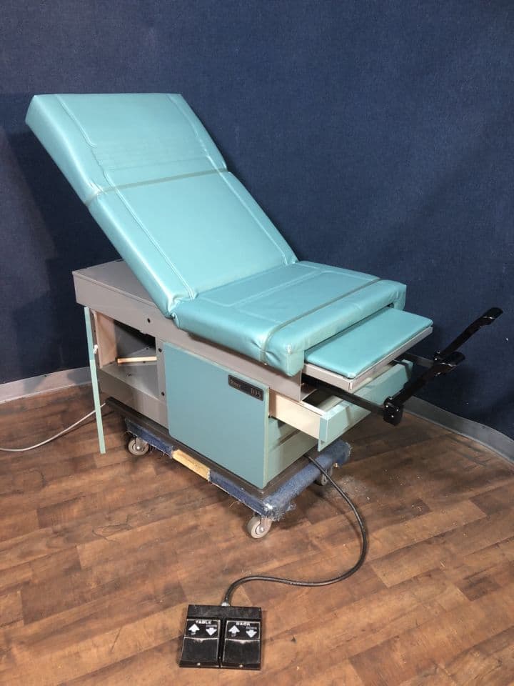 For Sale RITTER 105 Power Exam Table