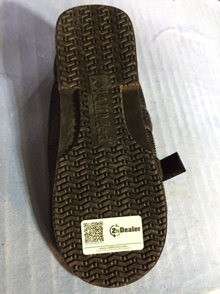 For Sale BIRD & CRONIN, INC Slimed medium univ. shoe: POST-OP Shoe