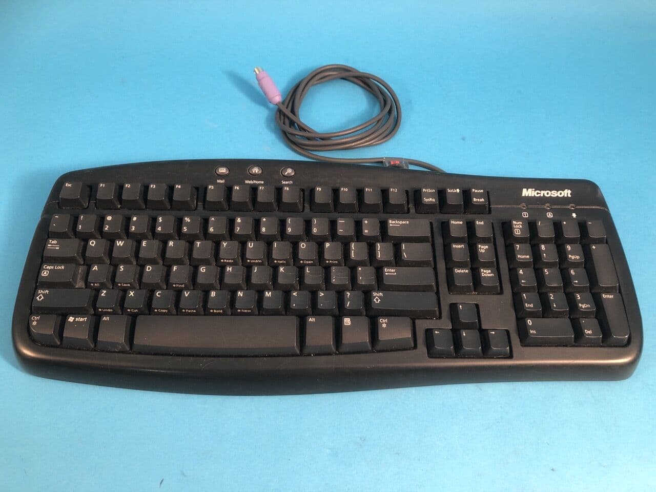For Sale MICROSOFT Basic Keyboard 1.0A Computer Keyboard