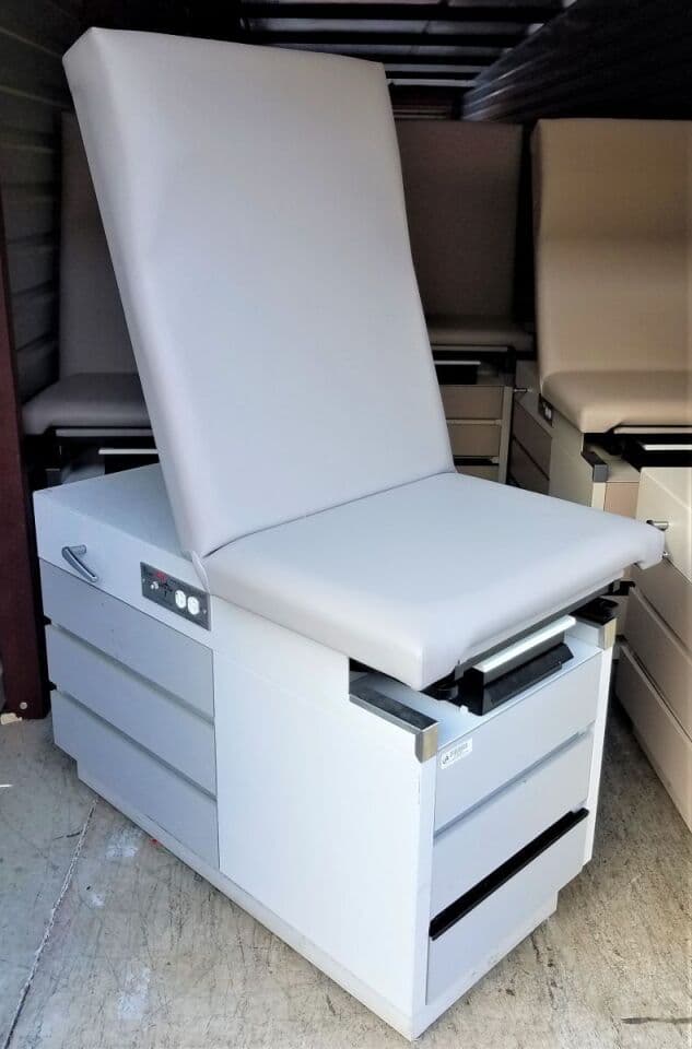 For Sale ENOCHS Medline Exam Table w New Graphite Upholstery Light Base rated 600lbs Exam Table