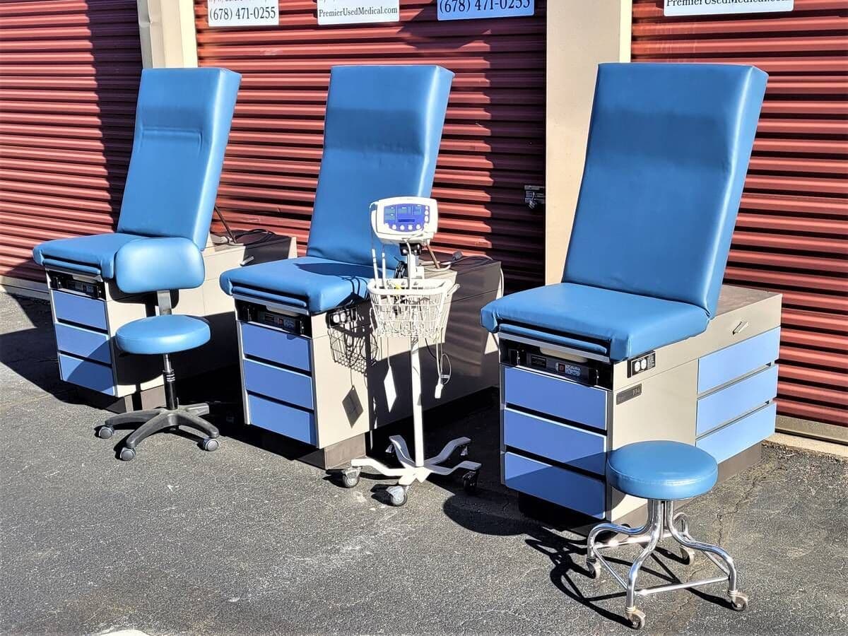 For Sale RITTER 100-104’s w Silver Shell blue drawer w New Blue Upholstery Exam Table