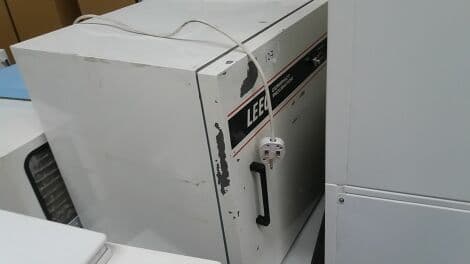 For Sale LEEC Compact Incubator Incubator