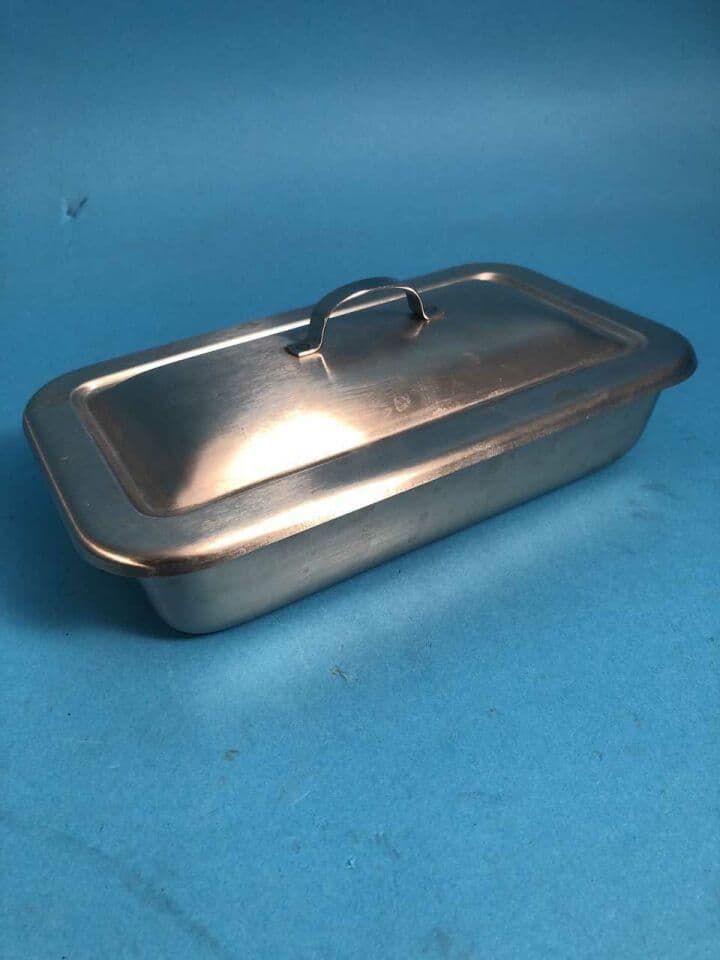 For Sale VOLLRATH Stainless Tray with Lid: