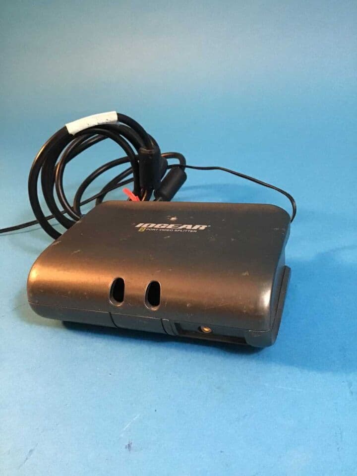For Sale IOGEAR GVS92 2-Port VGA Video Splitter