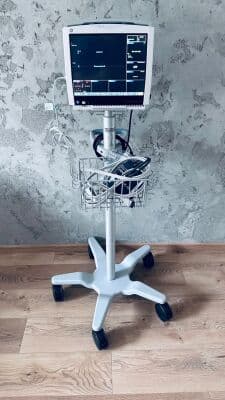 For Sale GE Carescape B450 with Hemodynamic Module Multiparameter Monitor