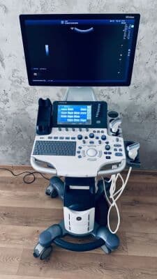 For Sale GE Logiq S8 R.3 XDclear Vascular - Small Parts Ultrasound