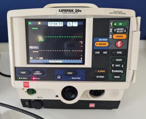 For Sale PHYSIO-CONTROL/ MEDTRONIC LifePak 20e Defibrillator
