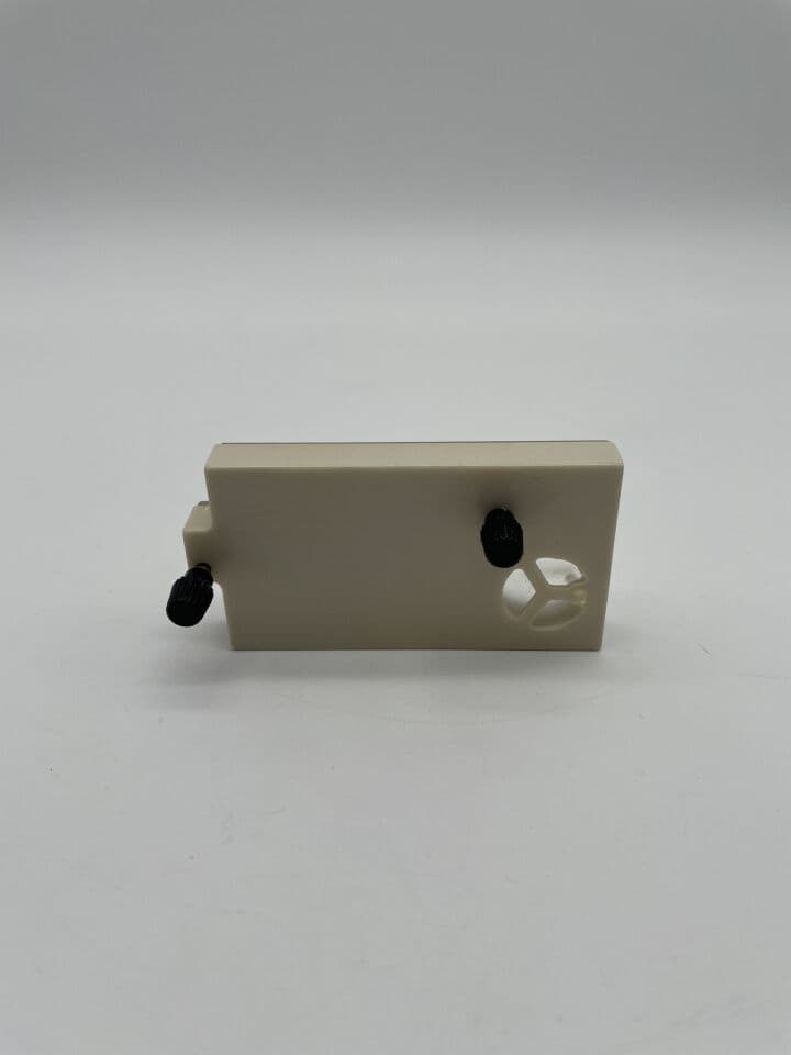 For Sale DRAEGER Evita 4 OXYGEN SENSOR COVER Ventilator Parts P/N 8306661