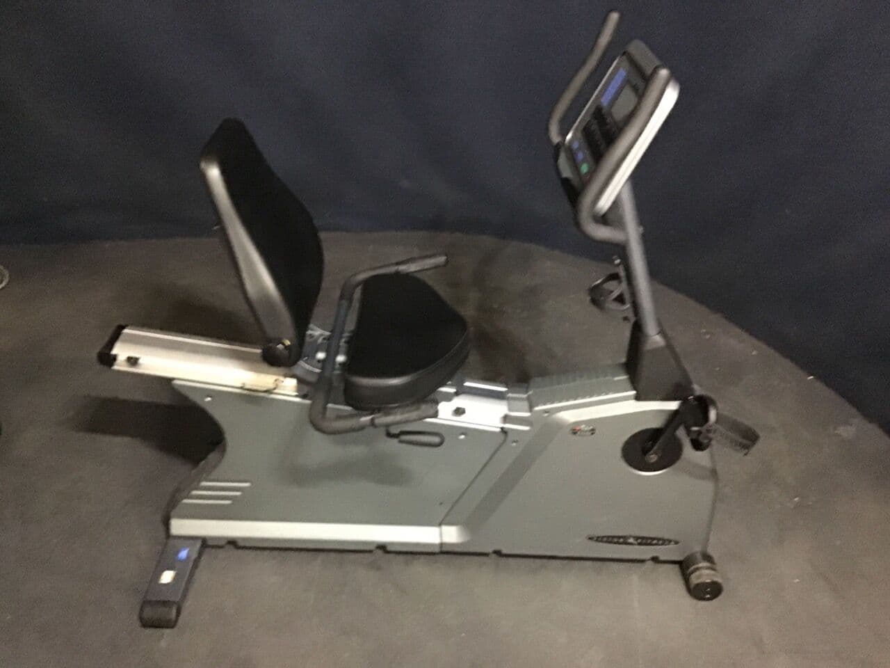 For Sale VISION FITNESS HRT R2600 Recumbent Exercise Bike