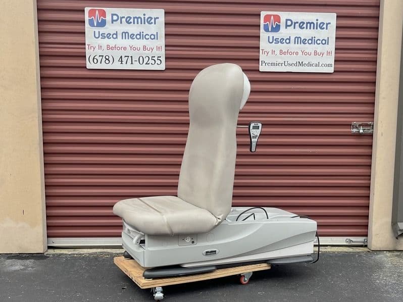 For Sale MIDMARK Ritter Power Exam Table 626-003 (Wireless Digital Scale) Exam Table