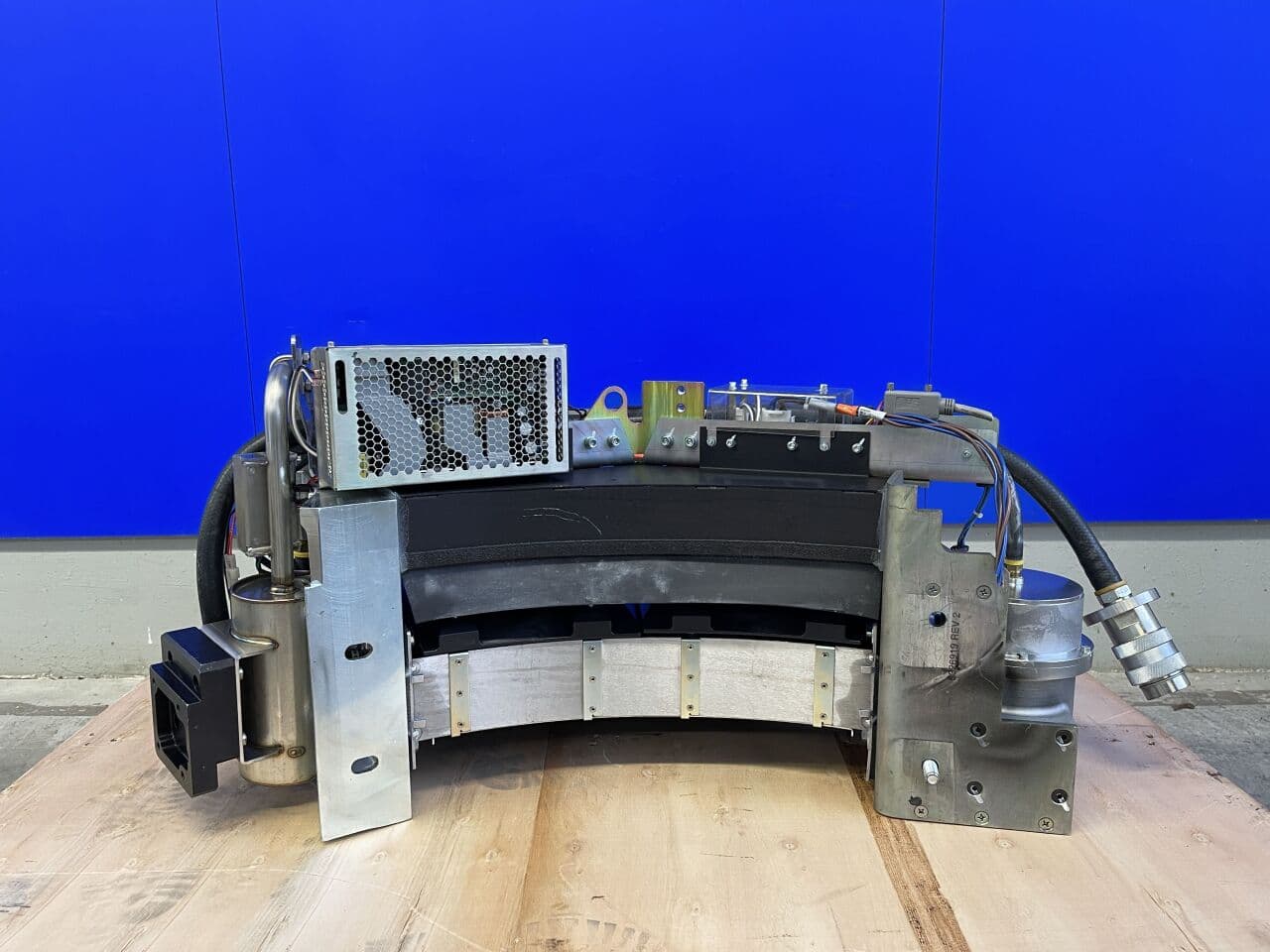 For Sale GE HEALTHCARE LightSpeed VCT Heat Exchanger CT Scanner Parts P/N 2334365