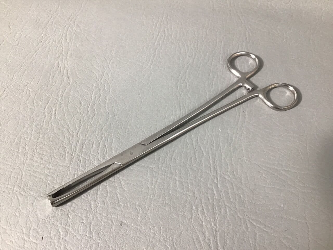 For Sale Tenaculum: 2x3 Teeth