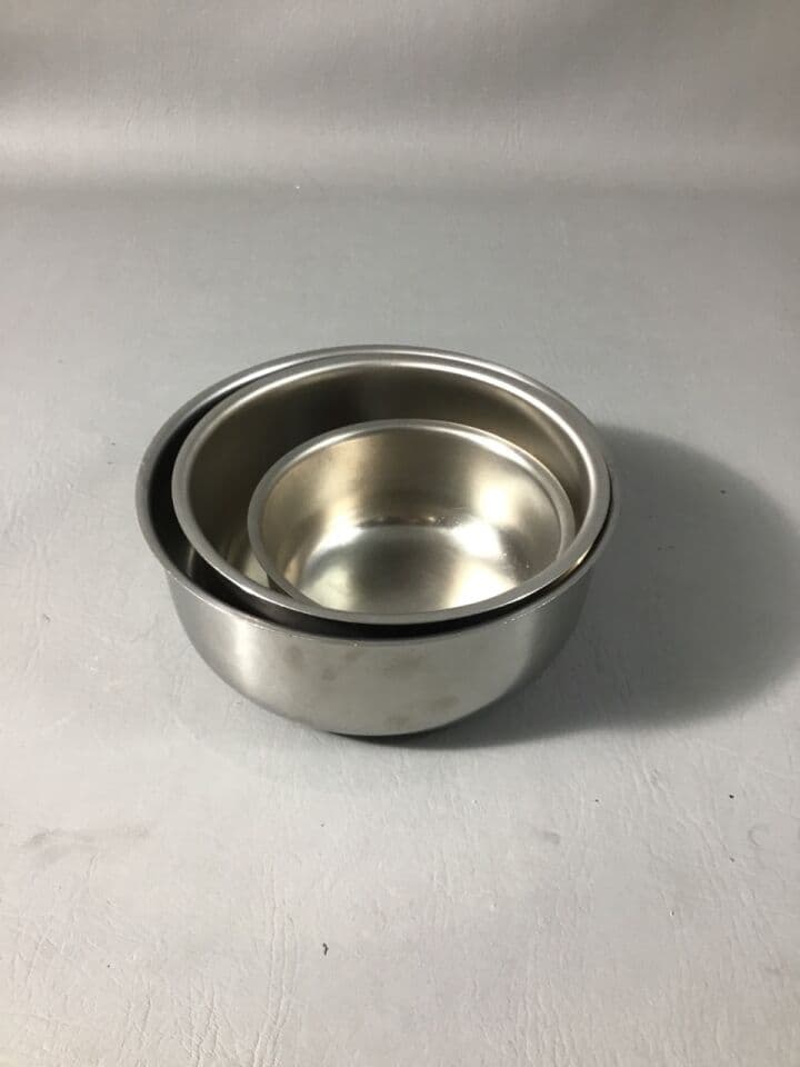 For Sale VOLLRATH Stainless Steel Bowls: Stainless Steel Bowls (Set of 3)