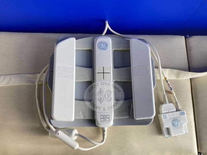For Sale GE Signa 8 Channel Cardiac Array Coil MRI Scanner Parts P/N 2304255 / 100391