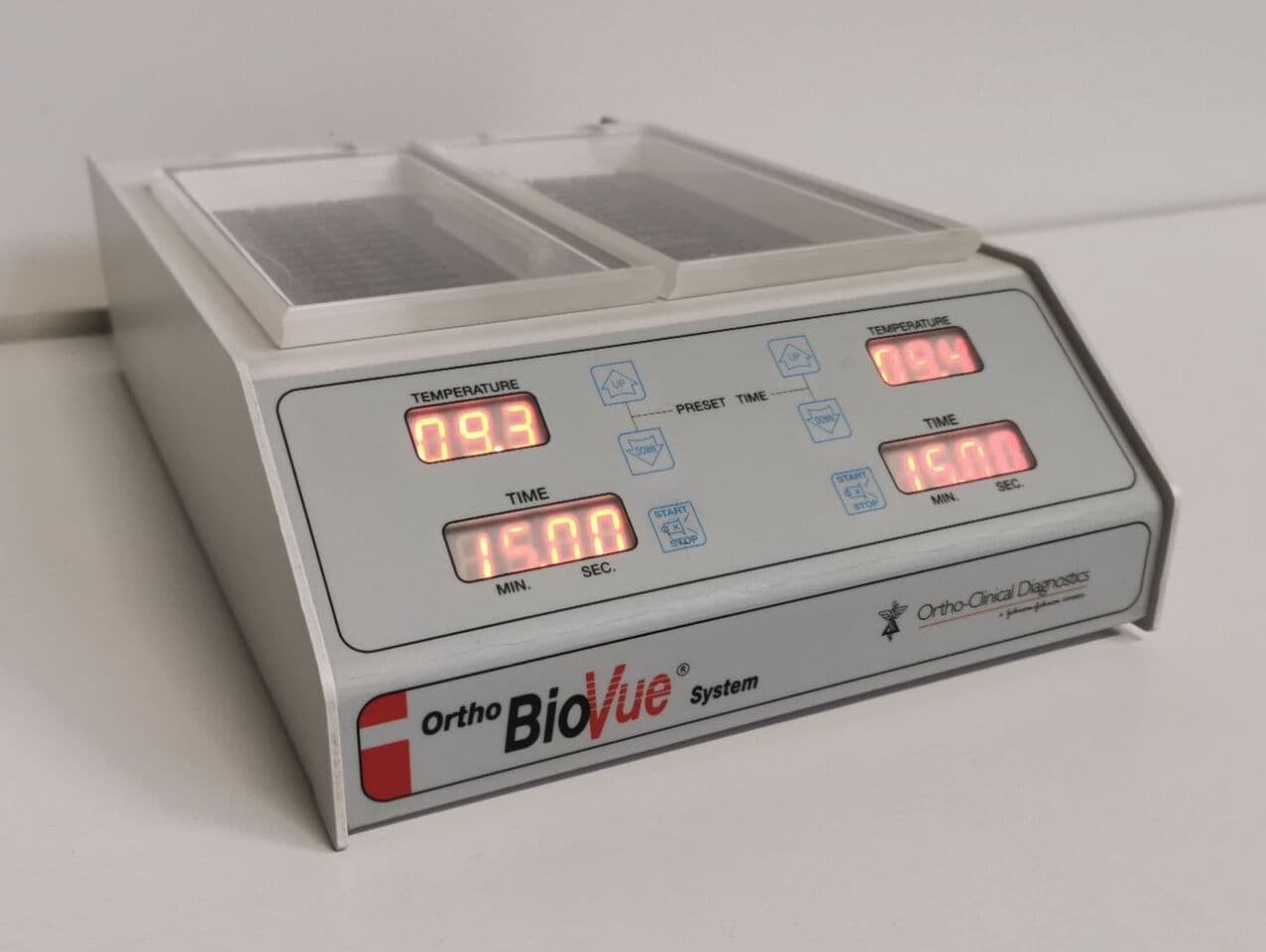 For Sale ORTHO CLINIC DIAGNOSTIC SP 32 Blood Bank Incubator
