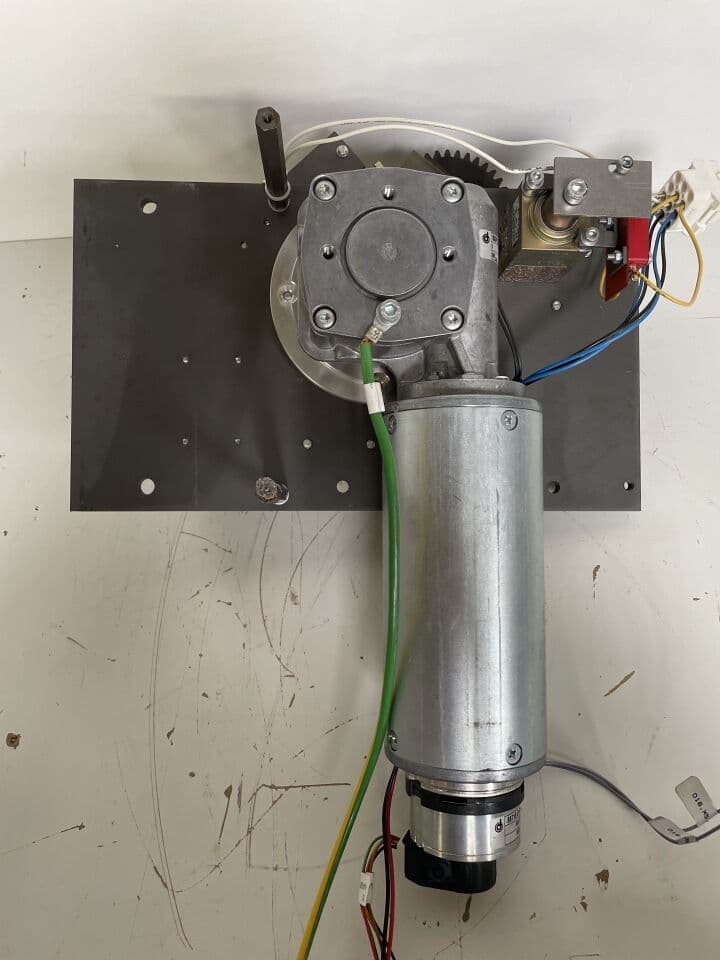 For Sale SIEMENS AXIOM Aristos MX Tomographic drive, cpl. Rad Room Parts P/N 5660506