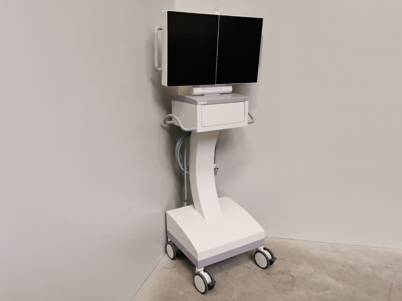 For Sale GE MC5-10100 Fluoroscopy Monitor Cart