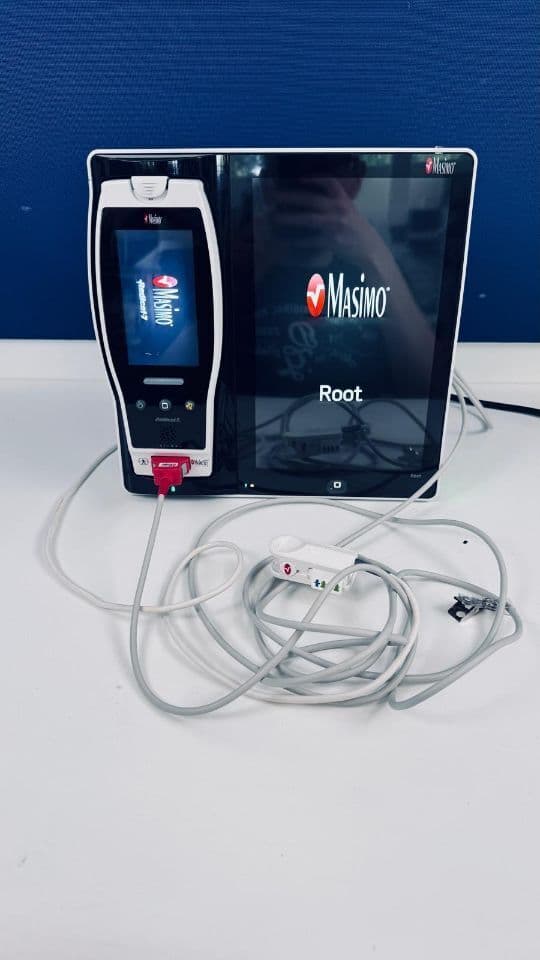 For Sale MASIMO RADICAL 7 Oximeter - Pulse