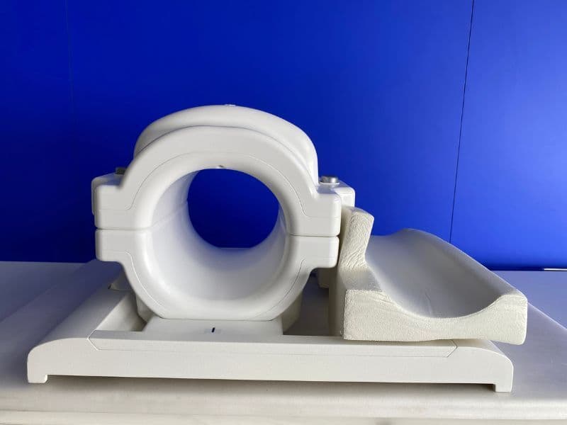 For Sale SIEMENS MAGNETOM Skyra 3T TxR 15Ch Knee Coil 3T MRI Scanner Parts P/N 10606525