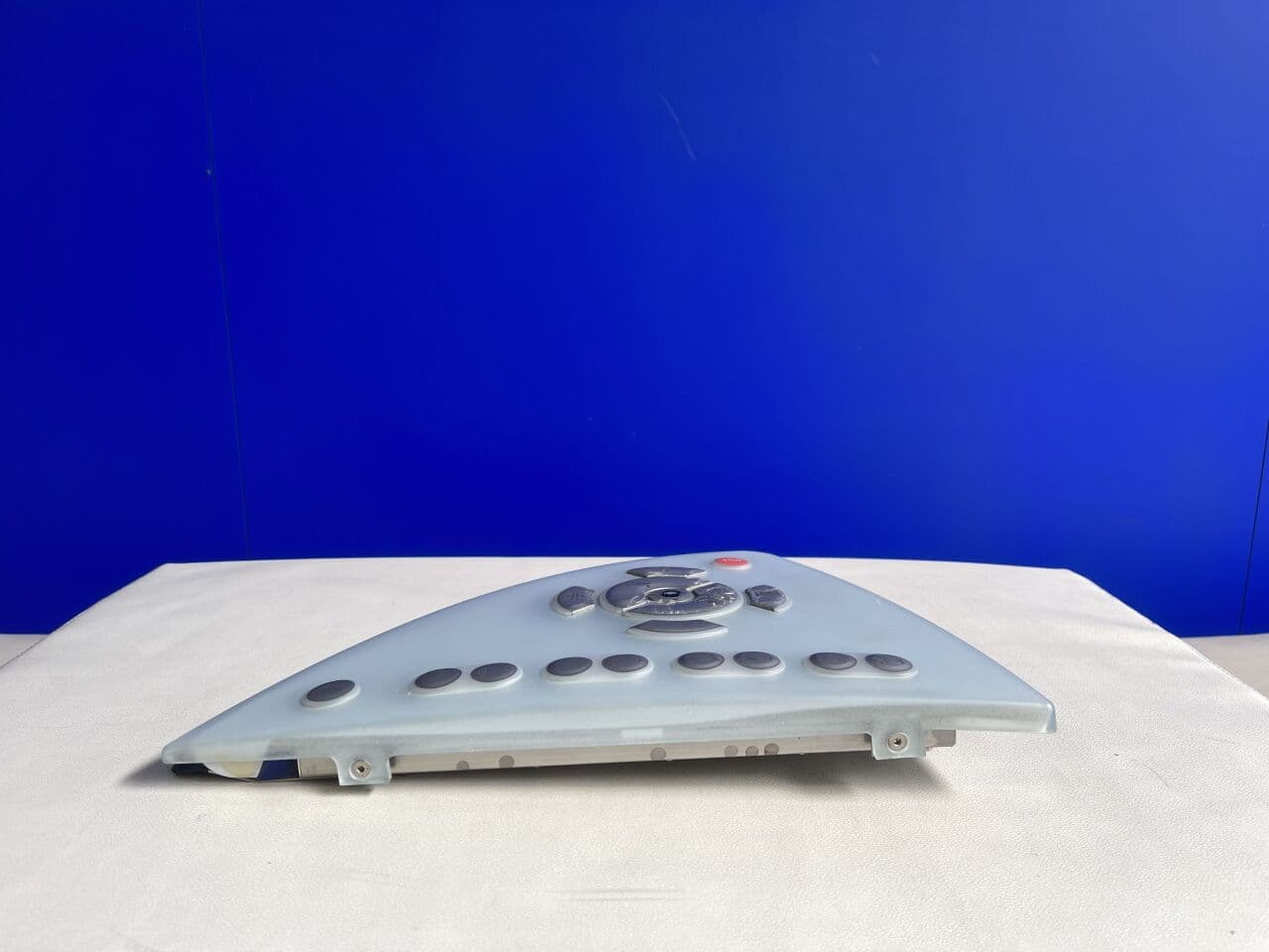 For Sale SIEMENS MAGNETOM Avanto / Espree Control Panel A4162 (Right) MRI Scanner Parts P/N 8112612 KE753