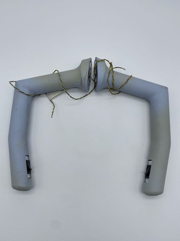 For Sale SIEMENS AXIOM Aristos MX Spare part. handles with swith, cp Rad/Fluoro Room Parts P/N 3072712 / 03072704