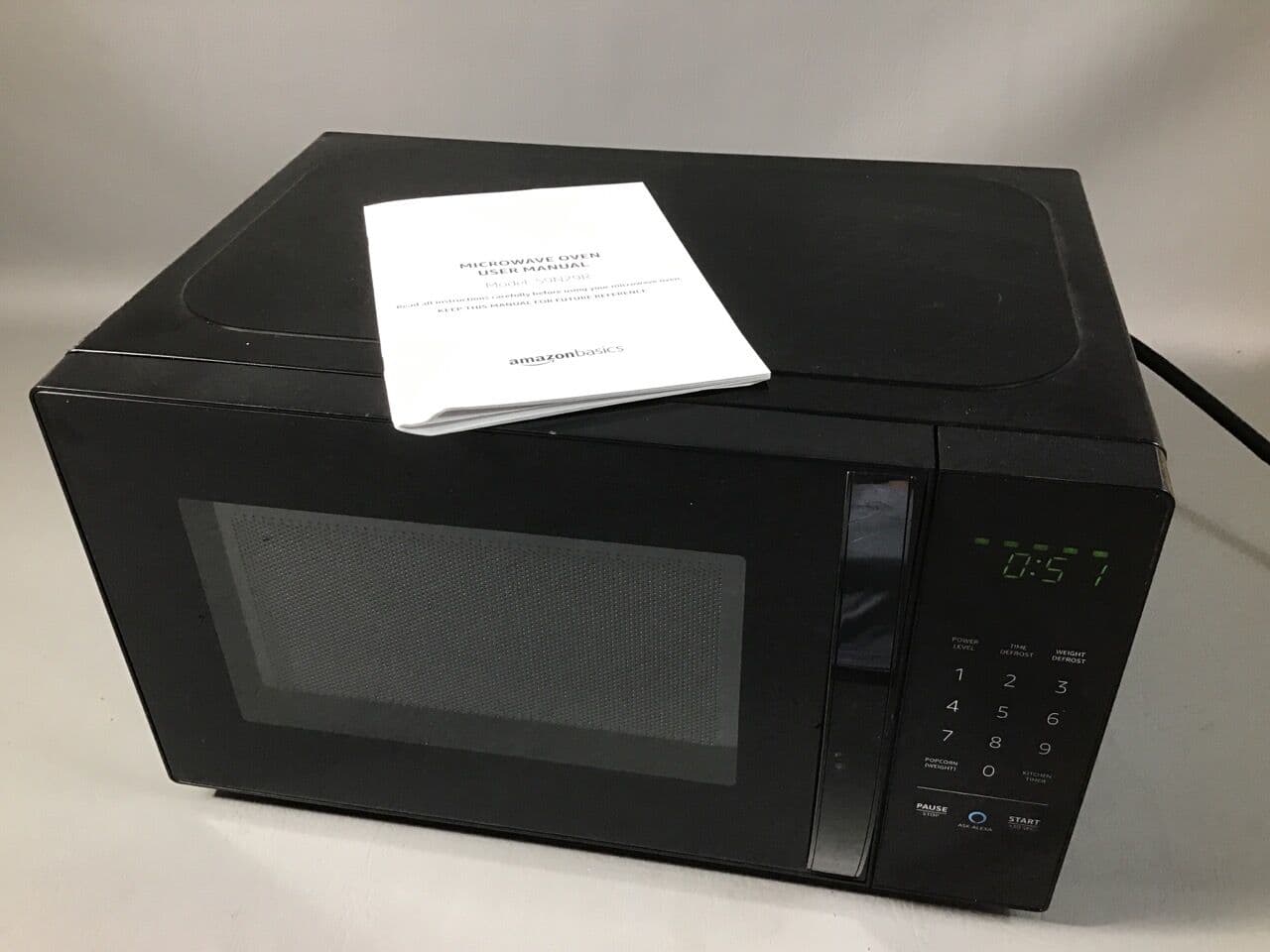 For Sale AMAZON BASICS 59N29R Microwave