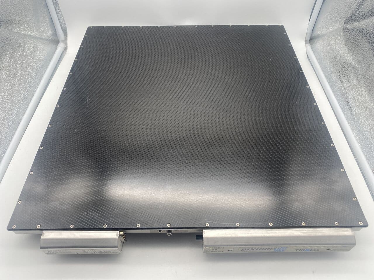 For Sale SIEMENS AXIOM Aristos FX Trixell pixium 4600 Detector Rad Room Parts P/N 100204