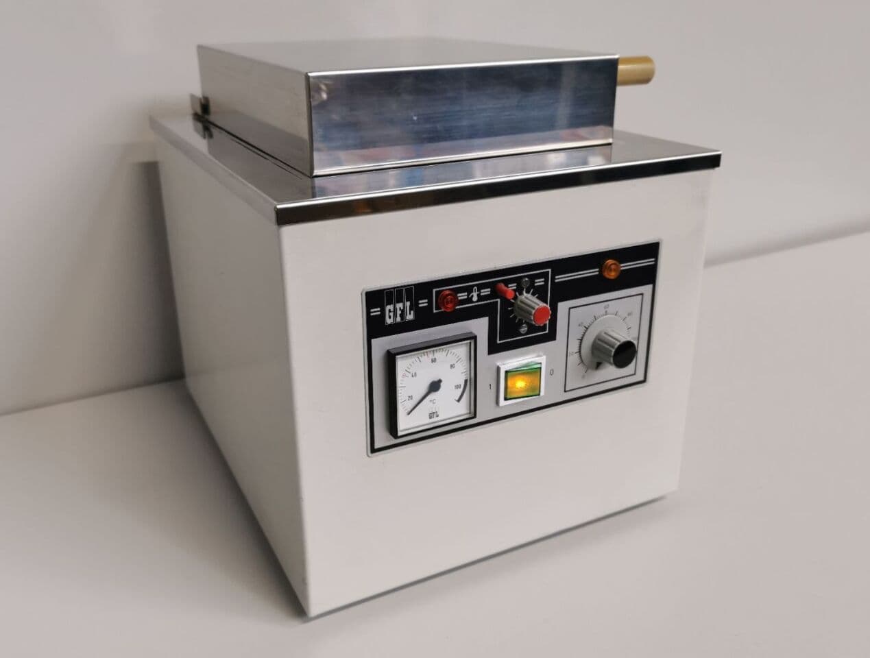 For Sale GFL 1007 Water Bath
