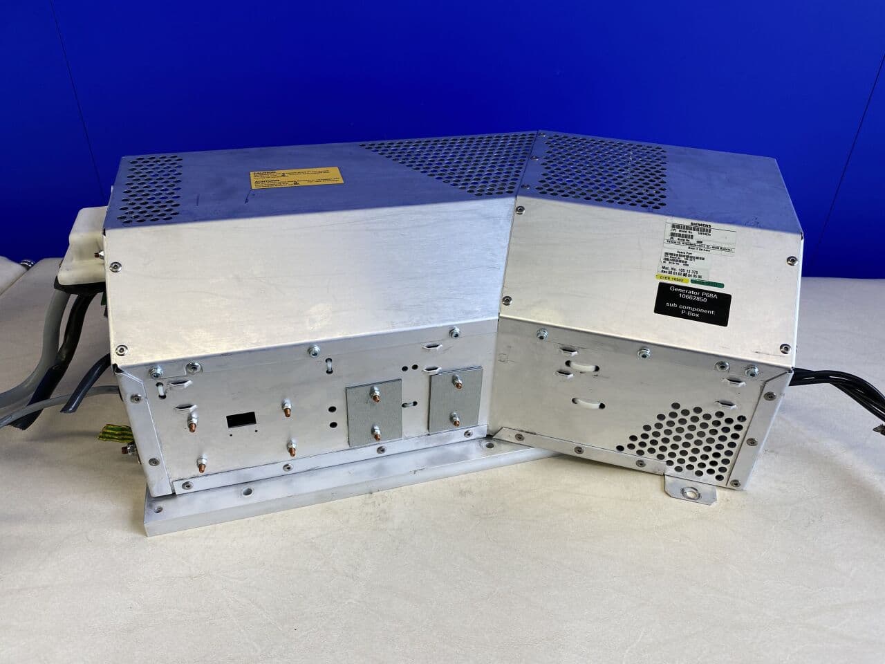 For Sale SIEMENS SOMATOM P-Box Generator P15 F/G CT Scanner Parts P/N 10513370 / 10513371