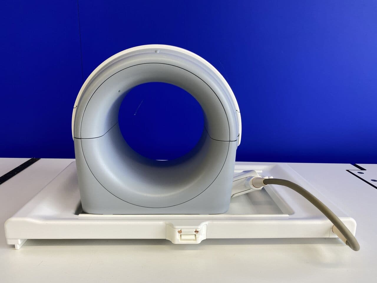 For Sale SIEMENS MAGNETOM Vida TxRx Knee 18 MR Coil MRI Scanner Parts P/N 10840787