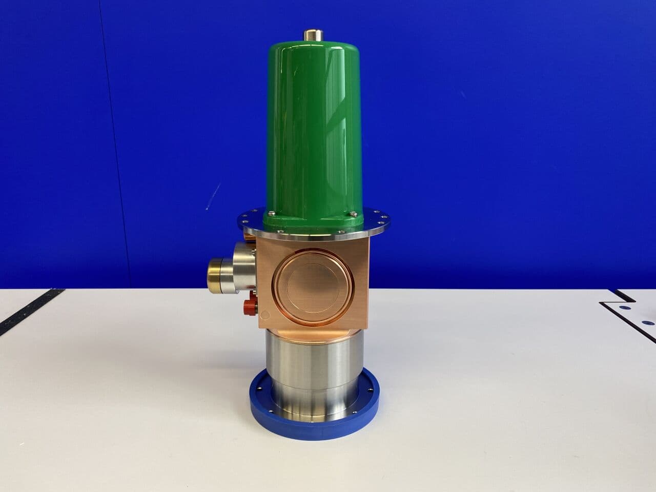 For Sale SIEMENS Primus Magnetron Linear Accelerator Parts P/N 5845172