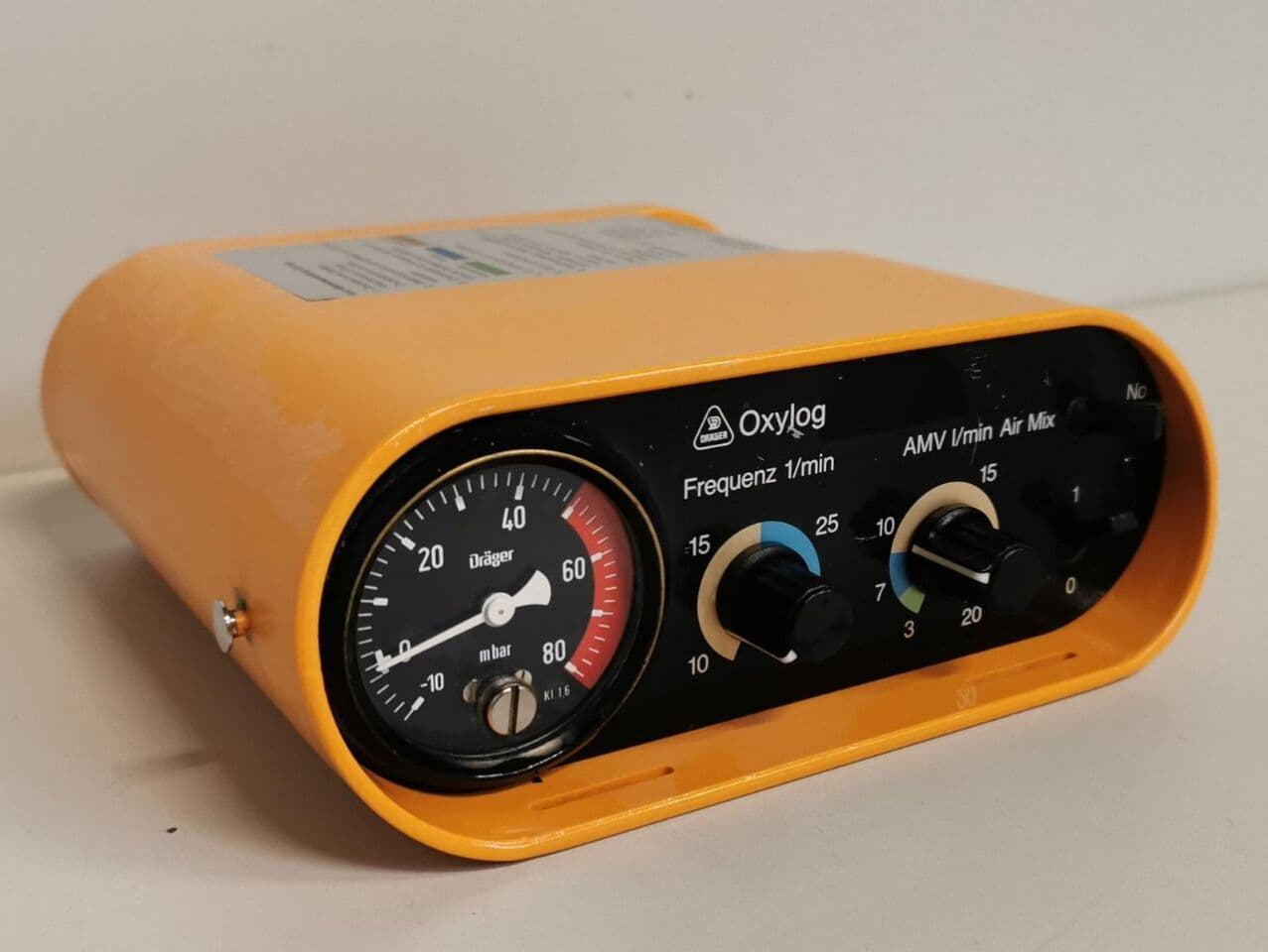 For Sale DRAEGER Typ 84 04 440 Transport Ventilator