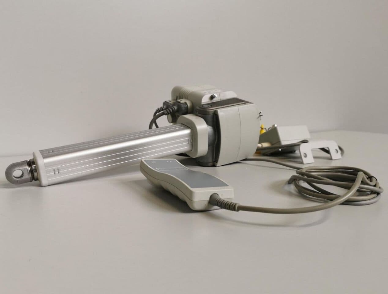 For Sale SKF MAX64-A200415A0100-020 Linear Actuator