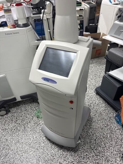 For Sale LUMENIS UltraPulse Encore Laser - Co2