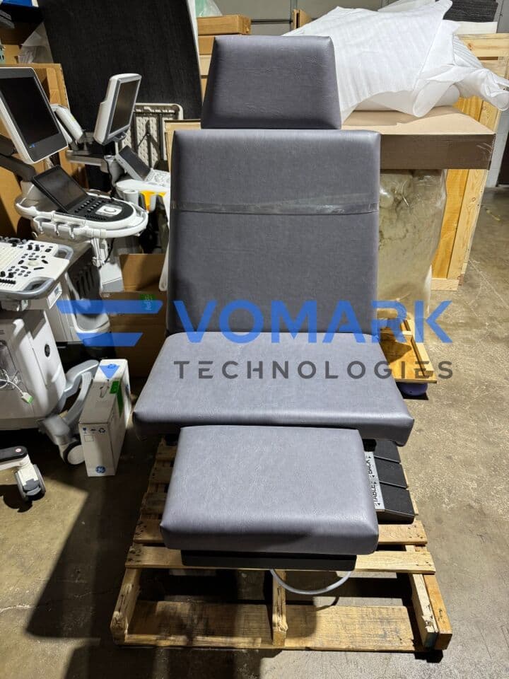 For Sale ENOCHS Resolute Power 6220 Exam Table