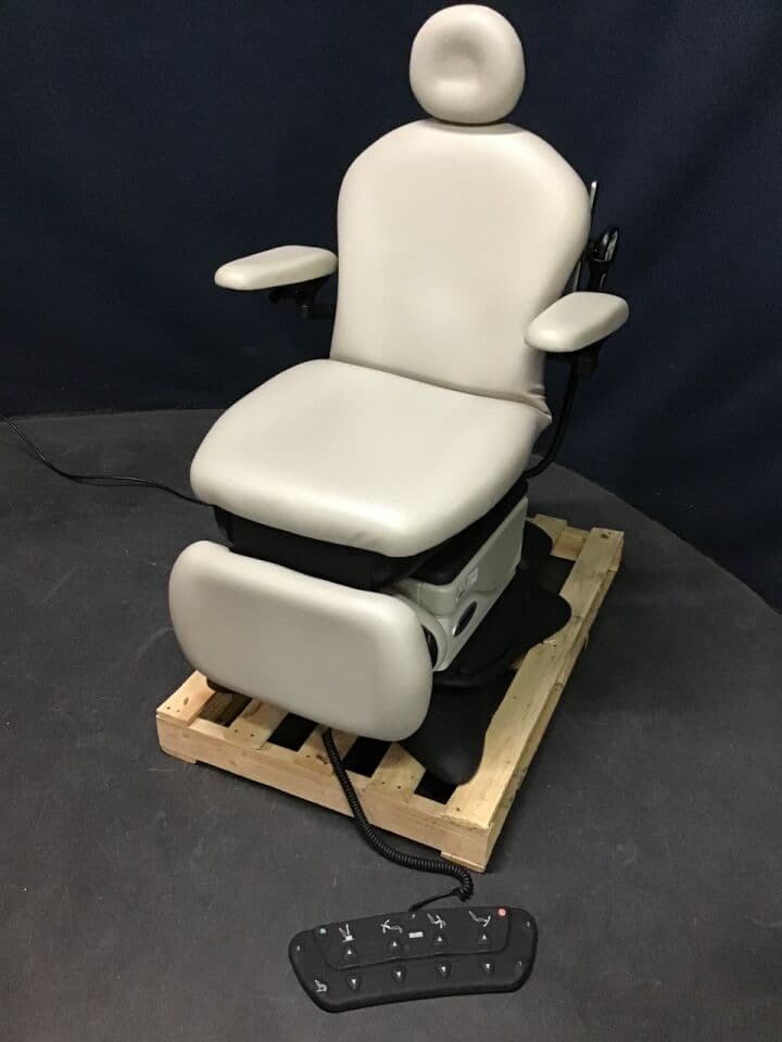 For Sale MIDMARK 641-005 Power Procedure Chair
