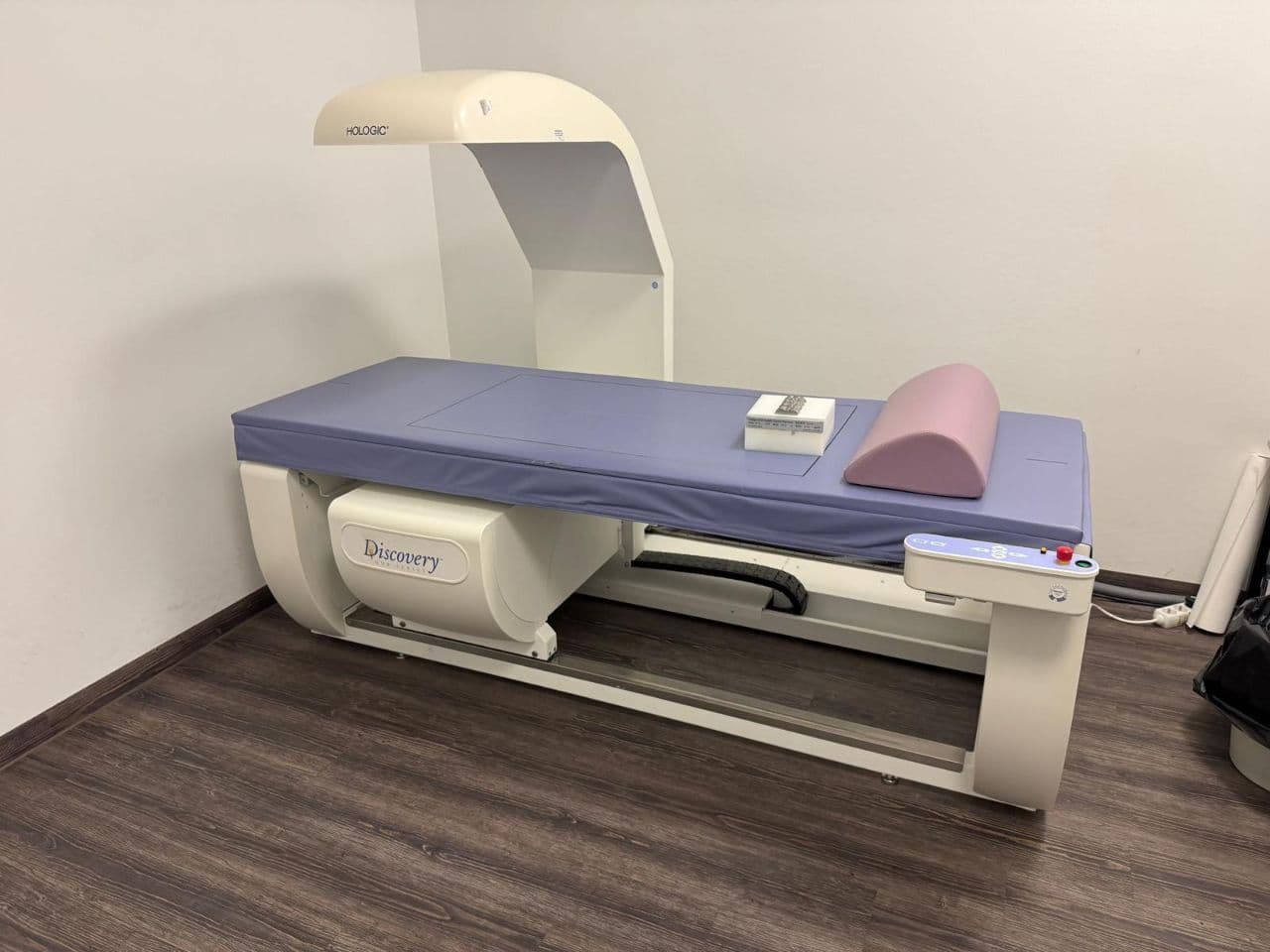 For Sale HOLOGIC Discovery Bone Densitometer